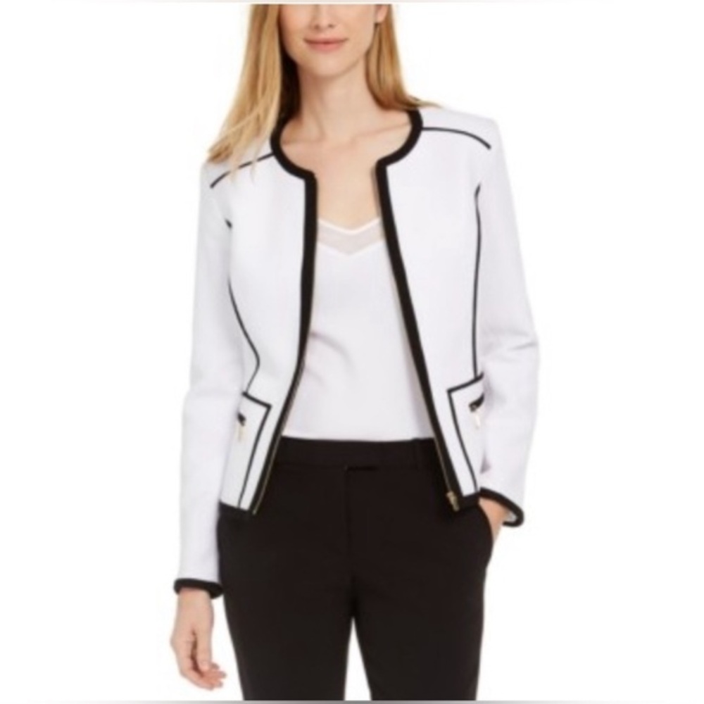 Calvin Klein size 6 white blazer with black contacts piping ⭐️ HostPick ⭐️